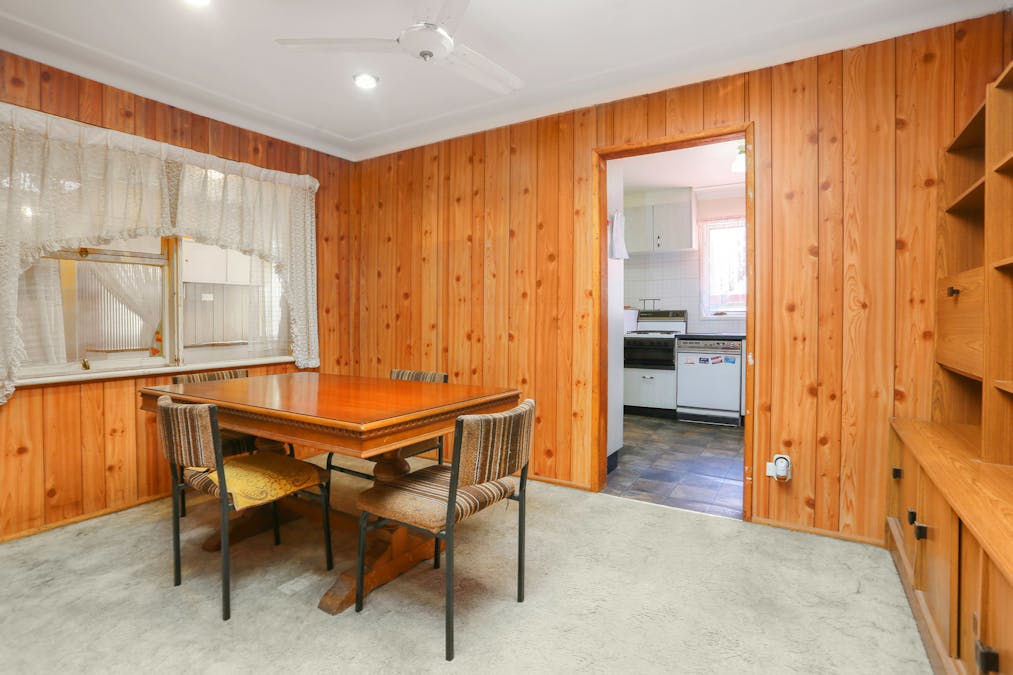 132 Binalong Road, Toongabbie, NSW, 2146 - Image 5