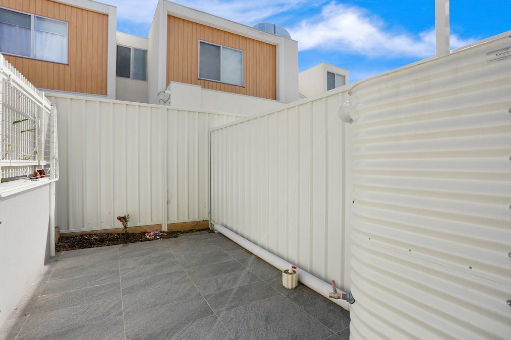 2/86 Oramzi Road, Girraween, NSW, 2145 - Image 8