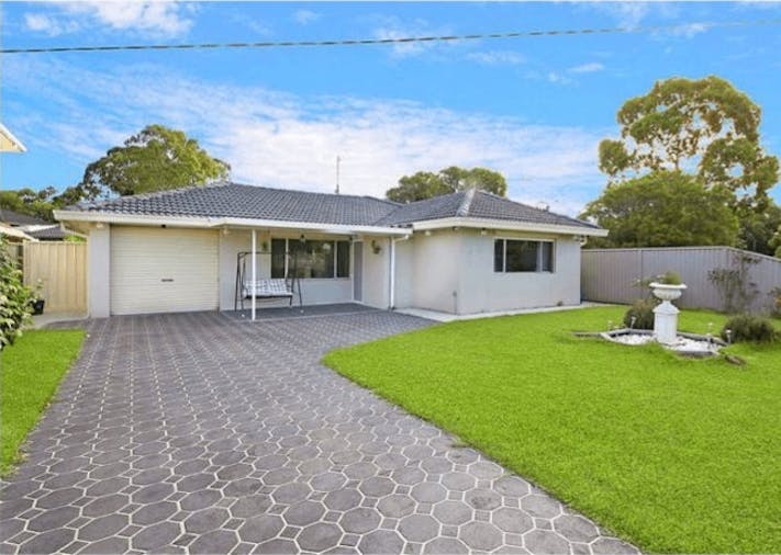 8 Station Road, Toongabbie, NSW, 2146