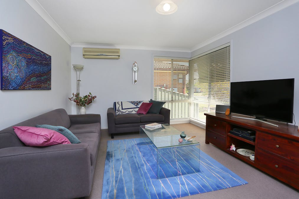 21 Vianney Crescent, Toongabbie, NSW, 2146 - Image 4