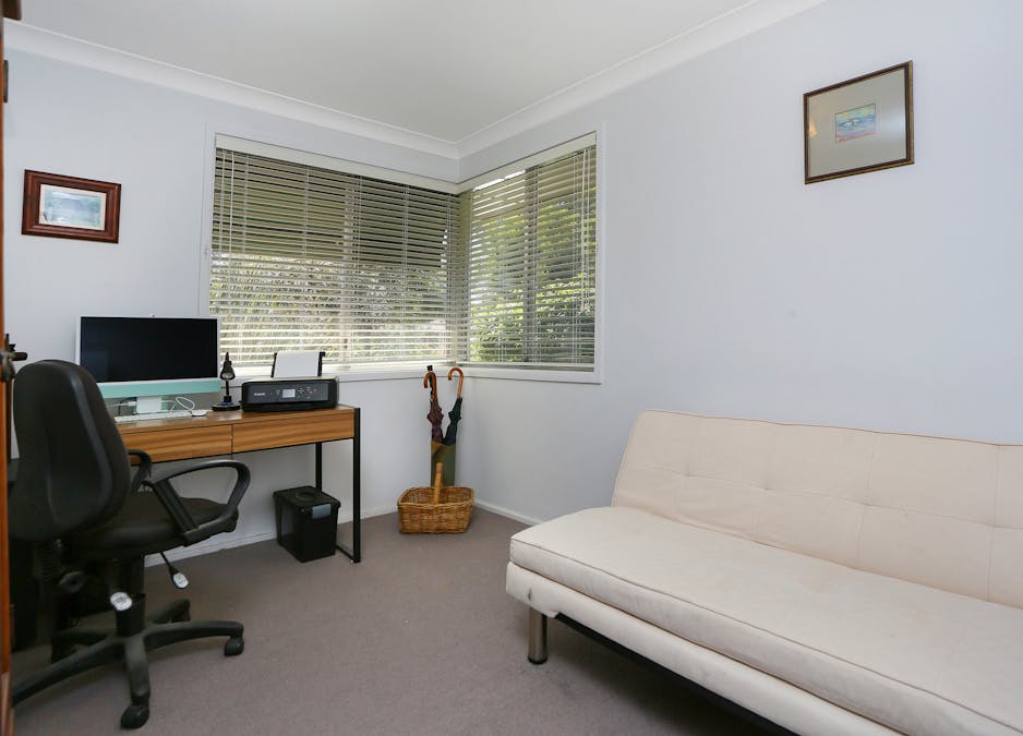 21 Vianney Crescent, Toongabbie, NSW, 2146 - Image 10