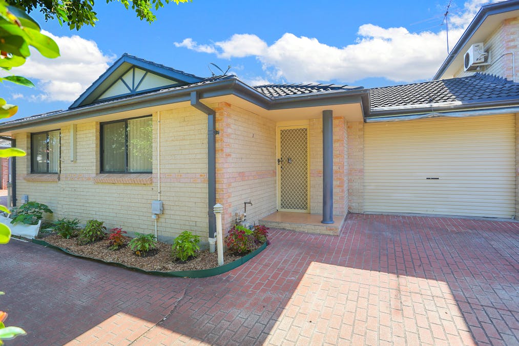 3/19 Girraween Road, Girraween, NSW, 2145 - Image 1