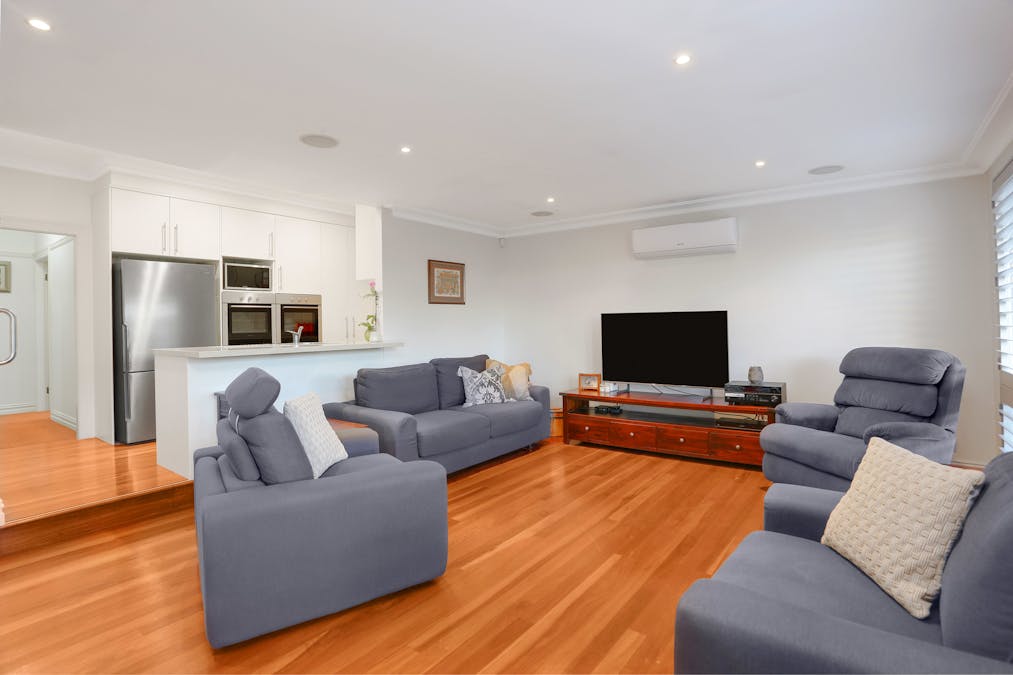 13 Willmot Avenue, Toongabbie, NSW, 2146 - Image 4