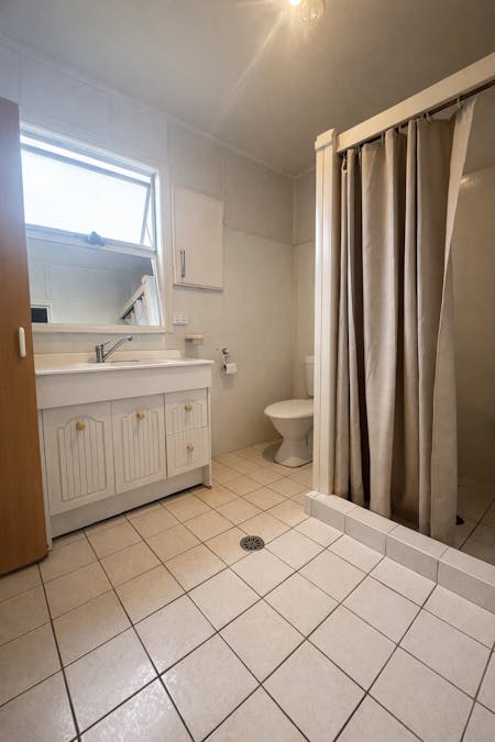 137A Hollywood Drive, Lansvale, NSW, 2166 - Image 3