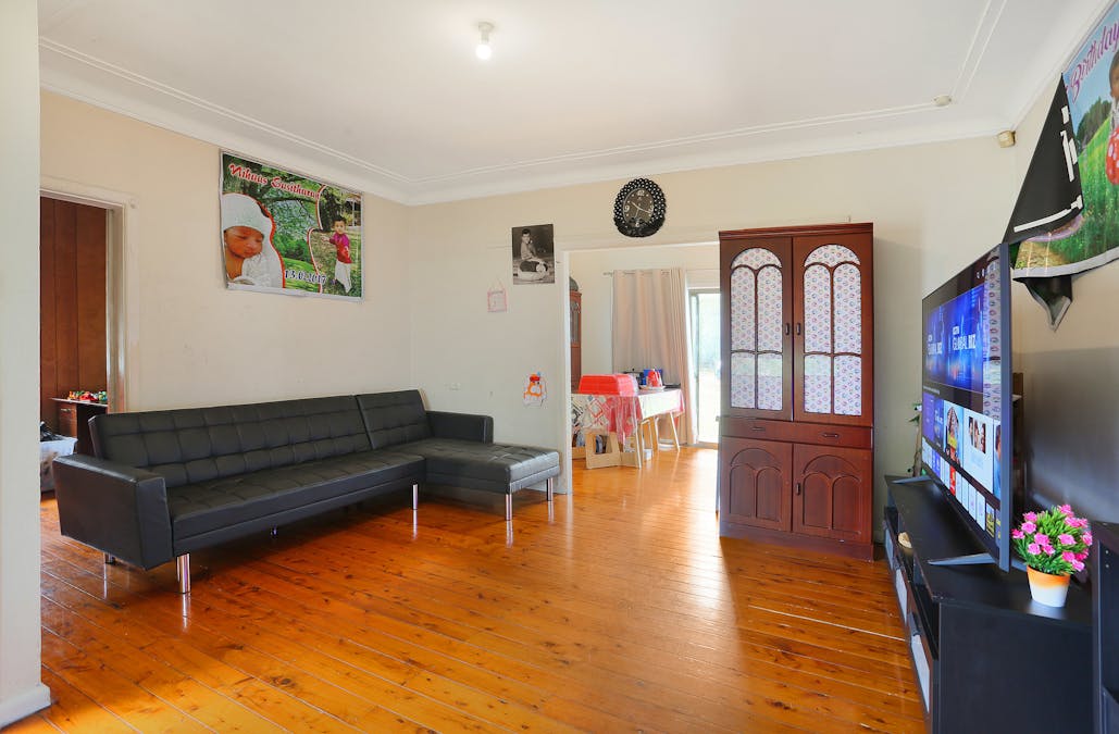 75 Pendle Way, Pendle Hill, NSW, 2145 - Image 4