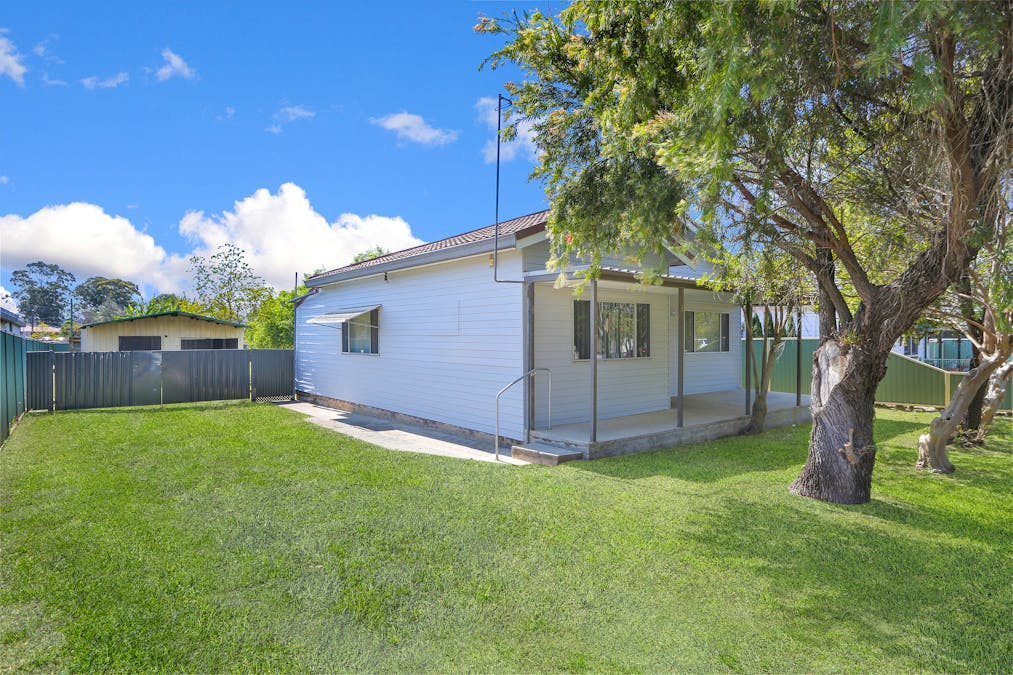 8 Barangaroo Road, Toongabbie, NSW, 2146 - Image 1