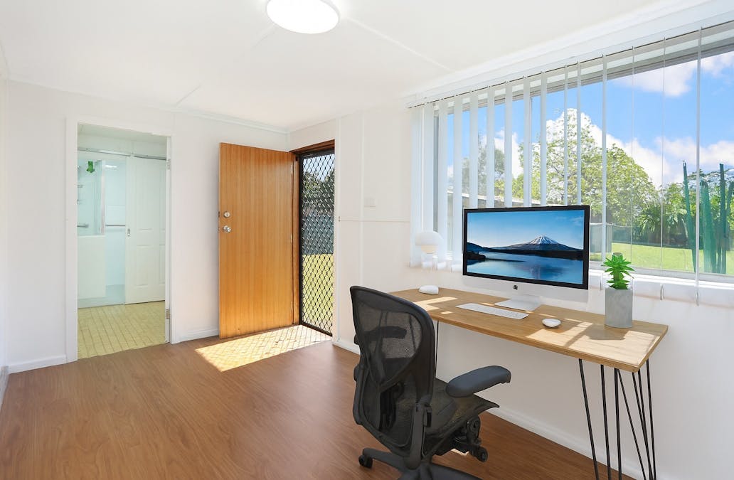 8 Barangaroo Road, Toongabbie, NSW, 2146 - Image 5