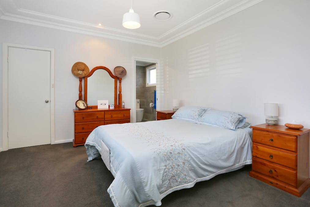 4 Parry Street, Pendle Hill, NSW, 2145 - Image 7