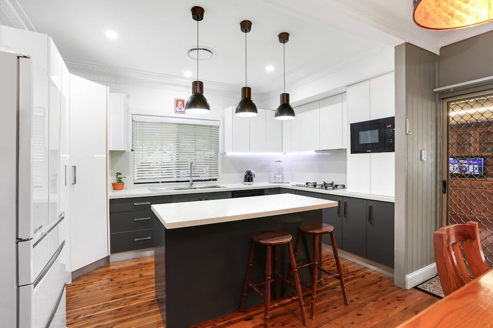 44 & 44a Portico Parade, Toongabbie, NSW, 2146 - Image 5