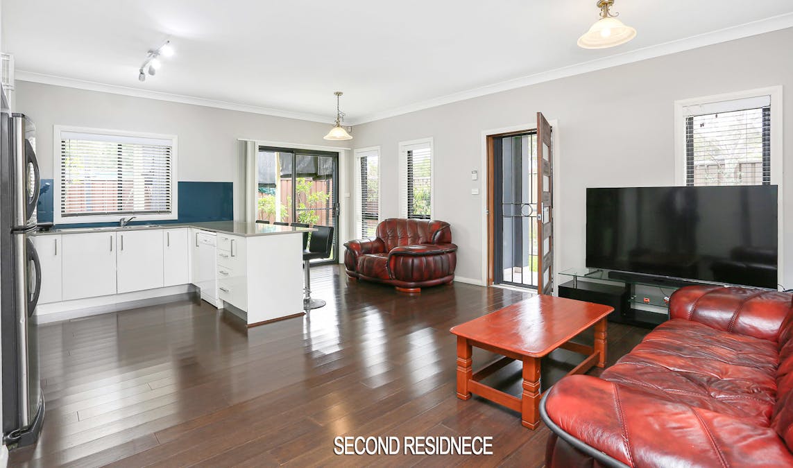44 & 44a Portico Parade, Toongabbie, NSW, 2146 - Image 15