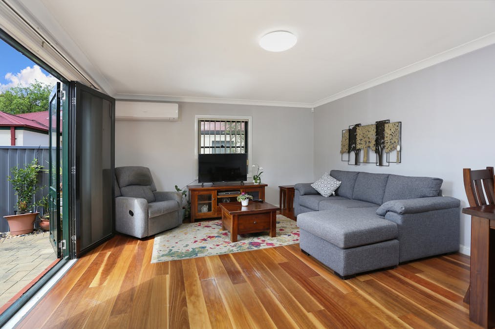 1/3 Budgeree Road, Toongabbie, NSW, 2146 - Image 2