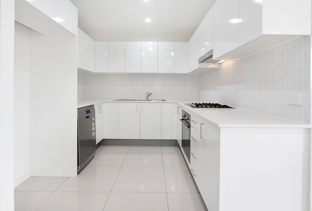 15/8-12 Linden Street, Toongabbie, NSW, 2146 - Image 3