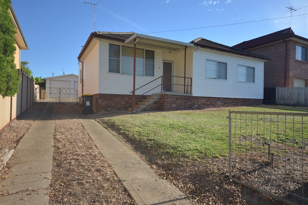 36 Endeavour Street, Seven Hills, NSW, 2147 - Image 1