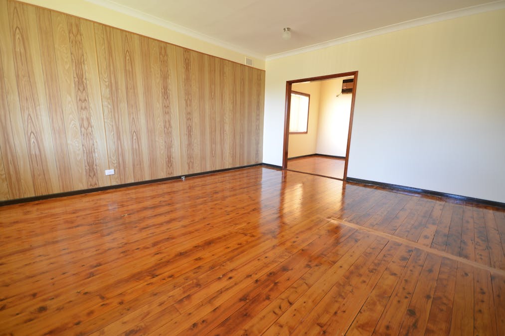 36 Endeavour Street, Seven Hills, NSW, 2147 - Image 3