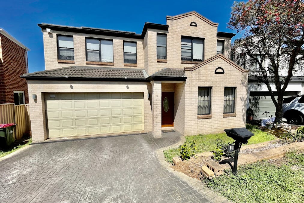 19 Lachlan Drive, Winston Hills, NSW, 2153 - Image 1