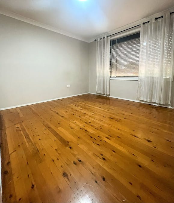 31 Santiago Place, Seven Hills, NSW, 2147 - Image 4