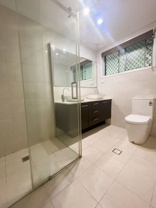 31 Santiago Place, Seven Hills, NSW, 2147 - Image 5