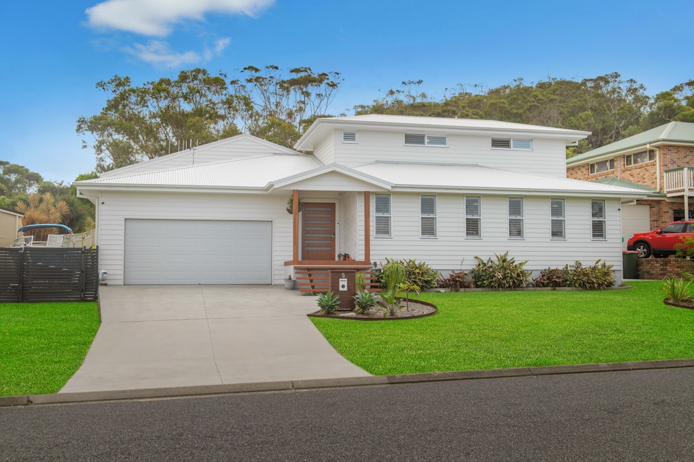 5 Prince Of Wales Drive, Dunbogan, NSW, 2443 - Image 1
