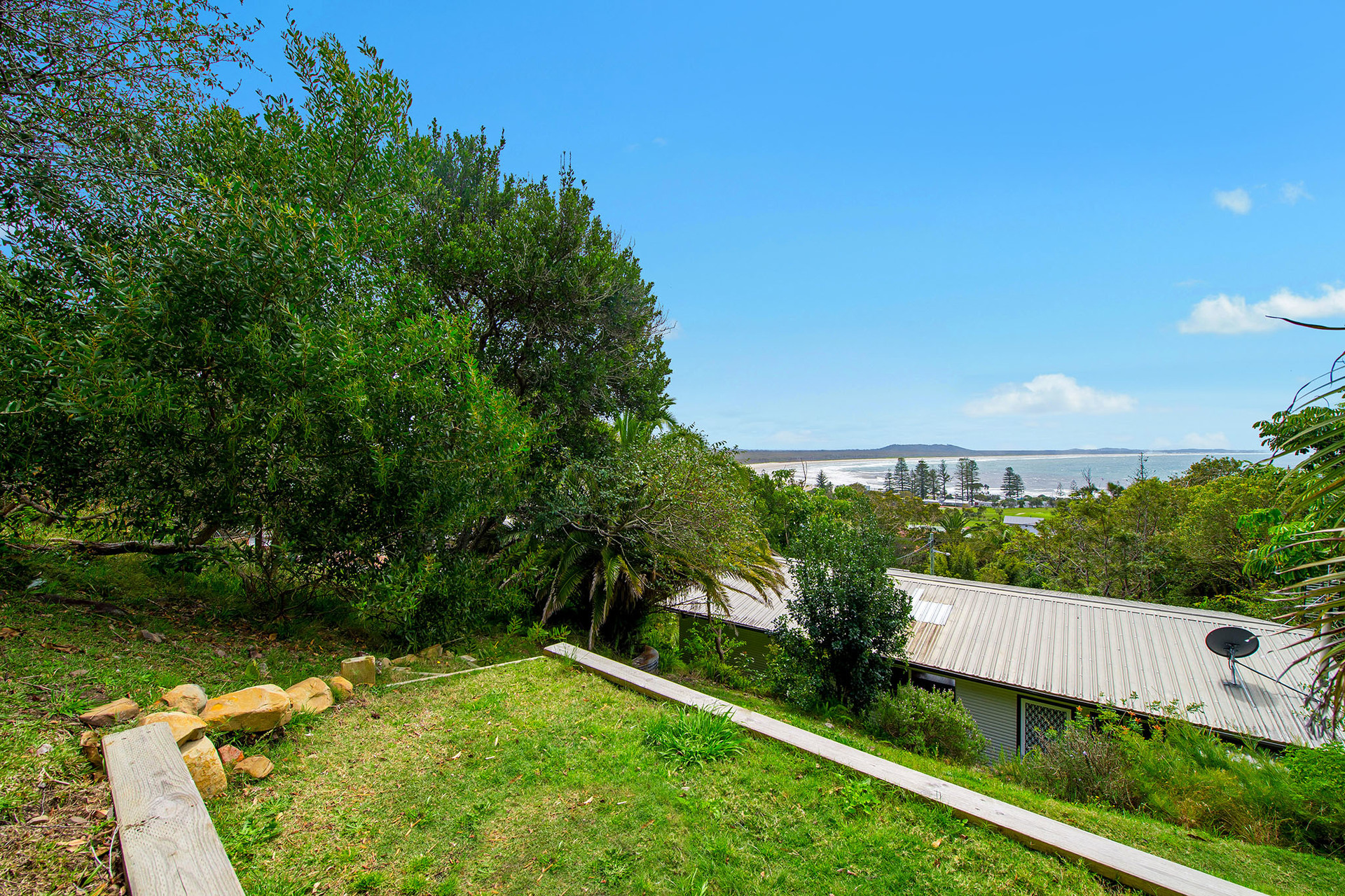 24 Dulconghi Street, Crescent Head, NSW, 2440 Sold Elders Real Estate