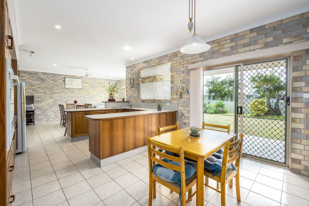 20 Wattle Drive, Yamba, NSW, 2464 Sold Elders Real Estate