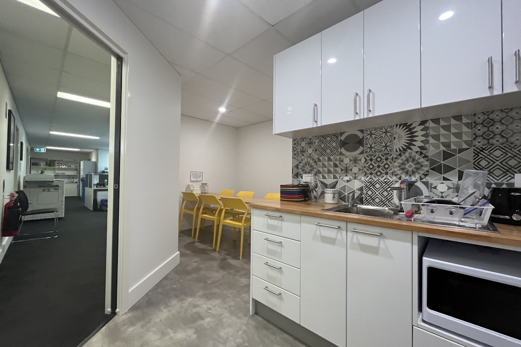 Suite 9/38 Clifton Drive, Port Macquarie, NSW, 2444 - Image 5