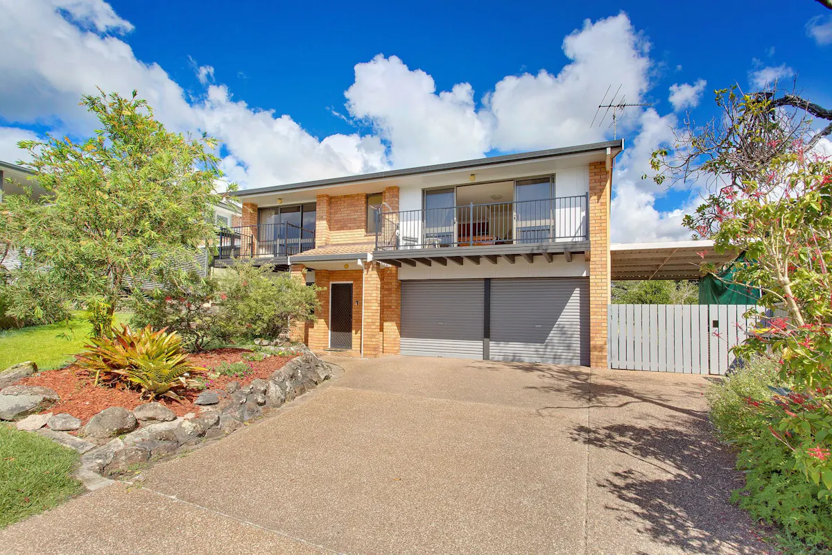8 Kevin Hogan Place, South West Rocks, NSW, 2431 Sold Elders Real