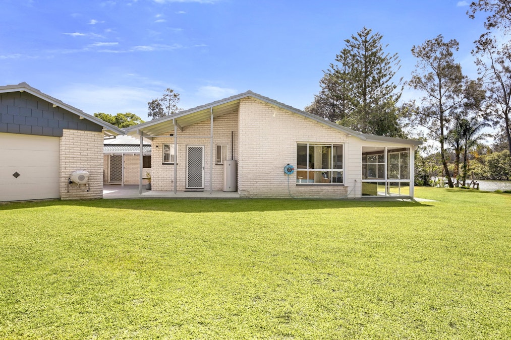 7 Harbour View Place, Tuncurry, NSW, 2428 - Image 19