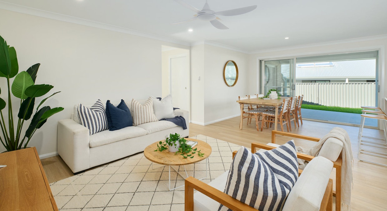 2/4 Caitlin Darcy Parkway, Port Macquarie, NSW, 2444 - Image 4