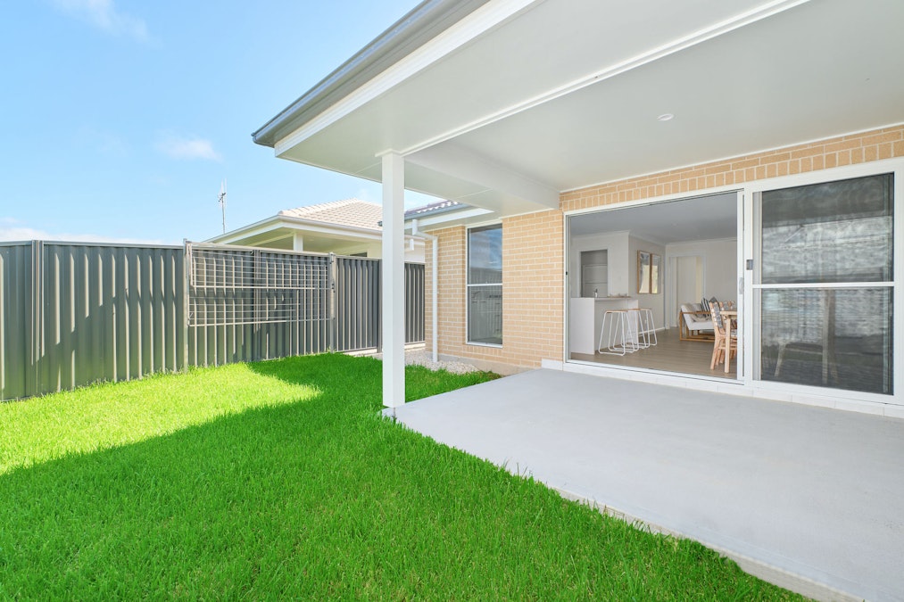 2/4 Caitlin Darcy Parkway, Port Macquarie, NSW, 2444 - Image 11
