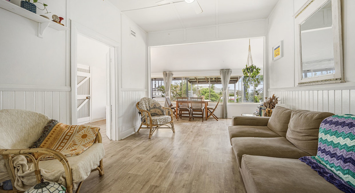 14 May Street, Crescent Head, NSW, 2440 - Image 3