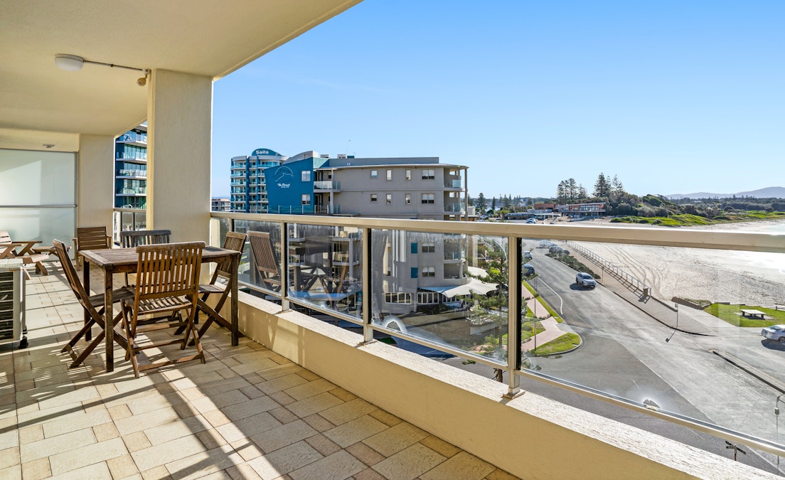 402/28 North Street, Forster, NSW, 2428 - Image 3